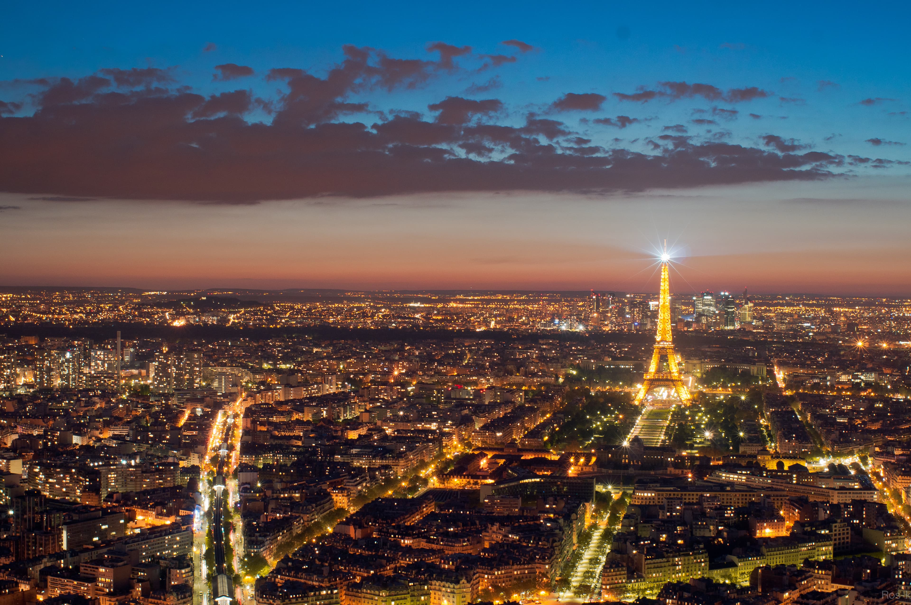 Surélévation d'immeuble et création de Penthouse à Paris : Le guide technique et juridique UPOQ (PLU Bioclimatique & ABF)